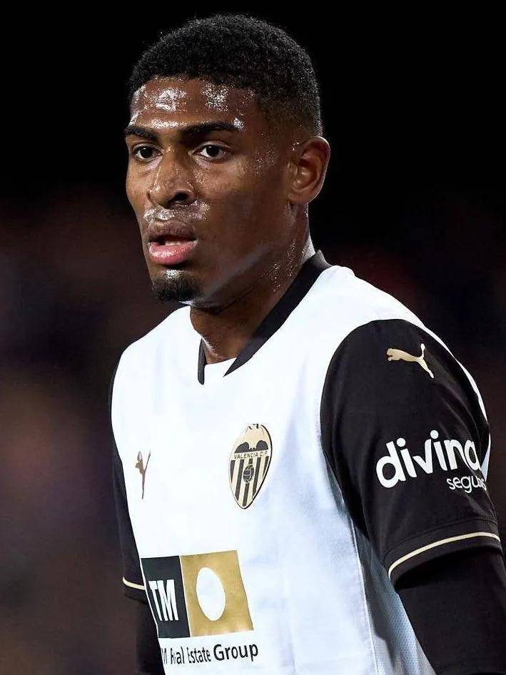 顺势击地传 顺势击地传